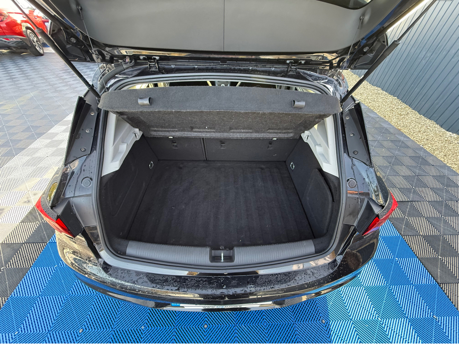 2017 Opel Astra SPORT - 1.4L PETROL - MANUAL - 12M WARRANTY - CAR: €9,950