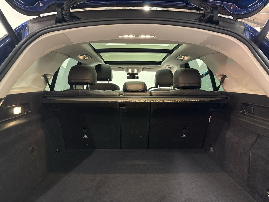 2022 Mercedes-Benz GLE Class - image 24