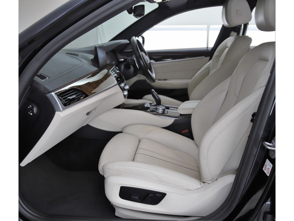 2020 BMW 5 Series 520D M SPORT ZM6N *FULL BEIGE LEATHER* €33,890