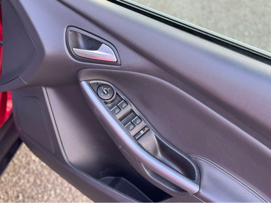 2011 Ford Focus 1.6 TOP SPEC NEW NCT €2,950