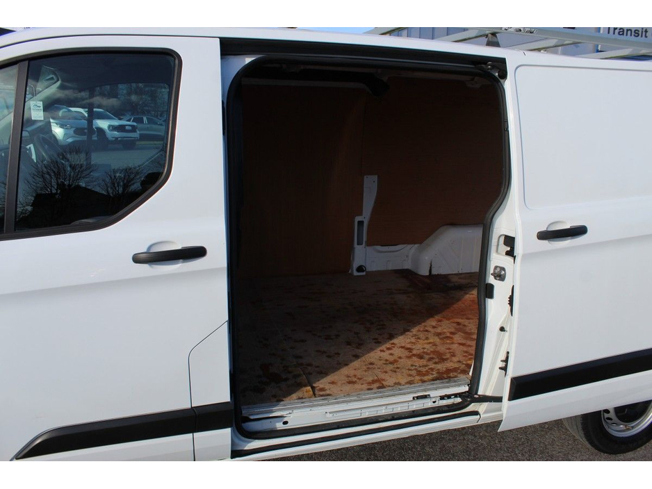 2023 Ford Transit LWB 2.0 Base 105. Full Ford Service history. Nice clean van. €21,000