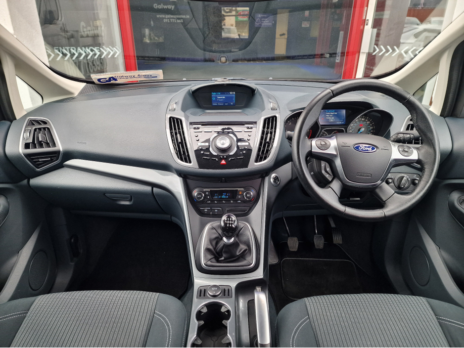 2015 Ford C-Max - image 26