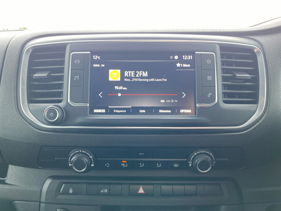 2023 Opel Vivaro - image 11