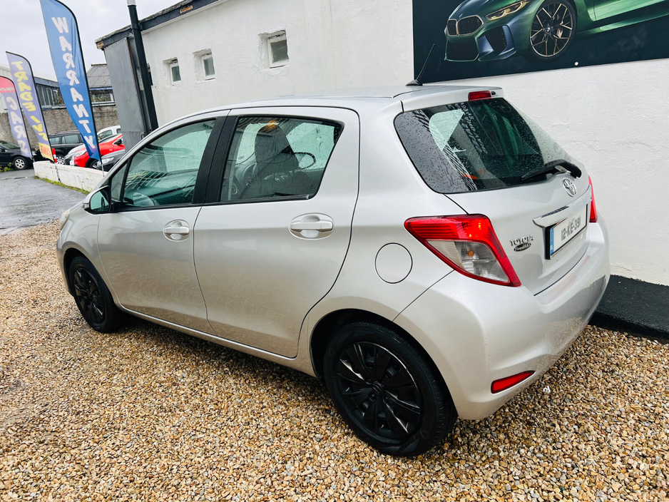 2012 Toyota Yaris 1.0 VVT-i 3Dr Luna €5,950