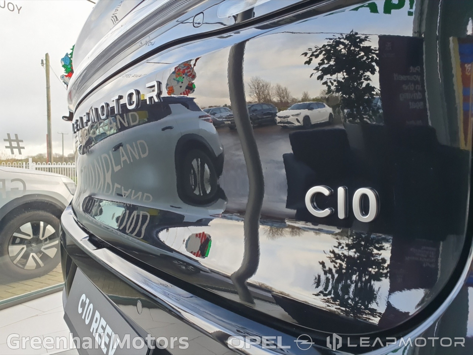 2026 Leapmotor C10 - image 18