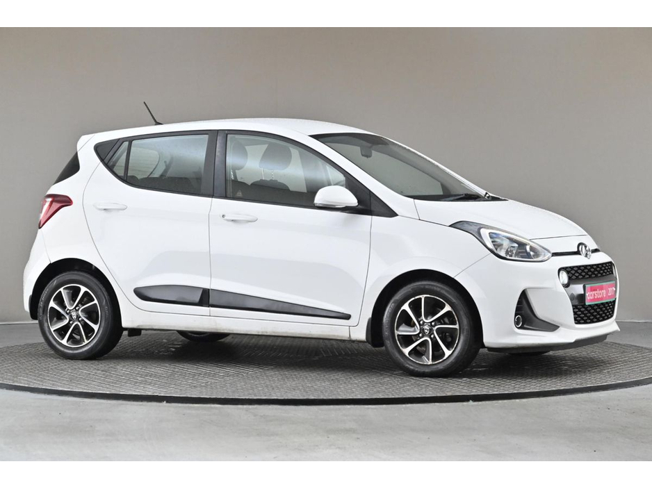 2017 Hyundai i10 1.0 DELUXE 5SPD *BI-TONE INTERIOR*14"ALLOY WHEELS* €10,890