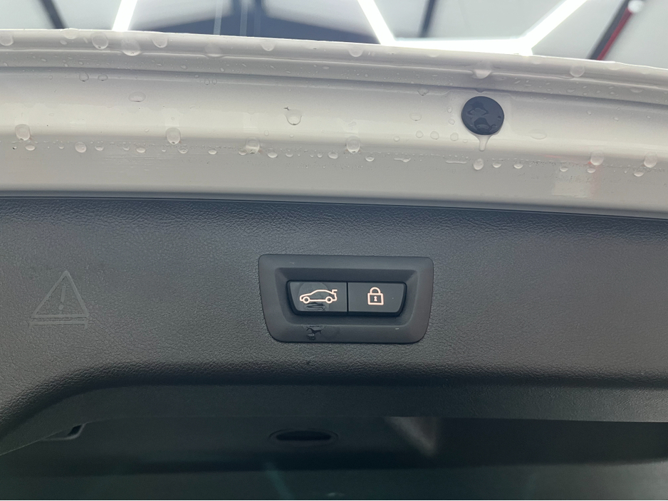 2019 BMW 5 Series €29950 2019 BMW 520D 523D TOURING M-SPORT 2.0 AUTOMATIC / CRUISE CONTROL / 360° PARKING CAMERA / ELECTRIC MEMORY SEATS / PADDLE SHIFTERS €29,950