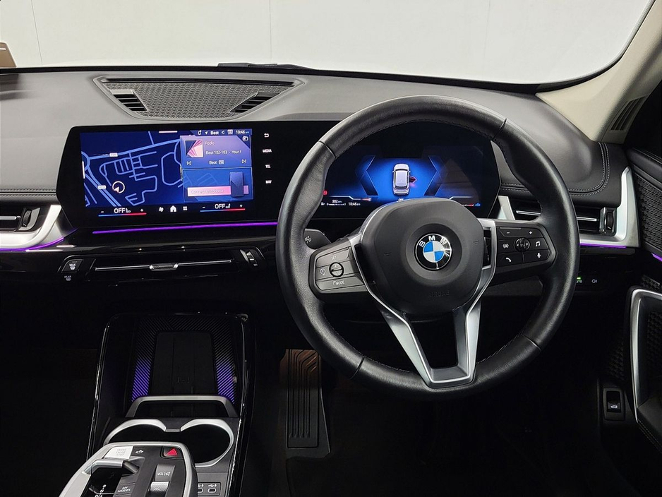 2023 BMW X1 - image 5