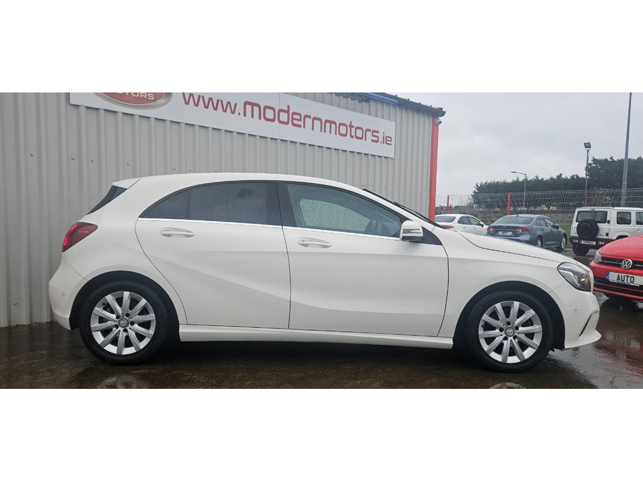 2016 Mercedes-Benz A Class - image 3