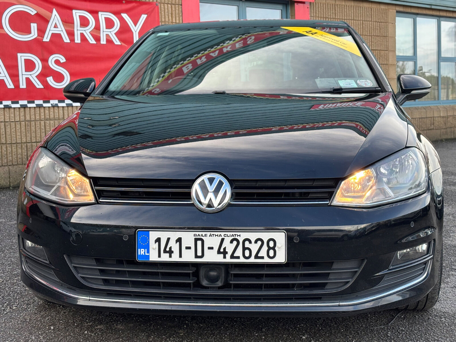 2014 Volkswagen Golf - image 3