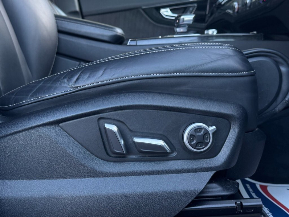 2019 Audi Q7 - image 17