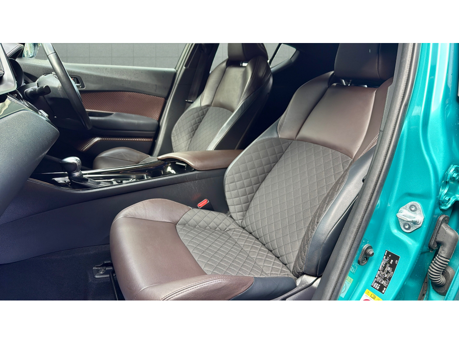 2017 Toyota C-HR - image 19