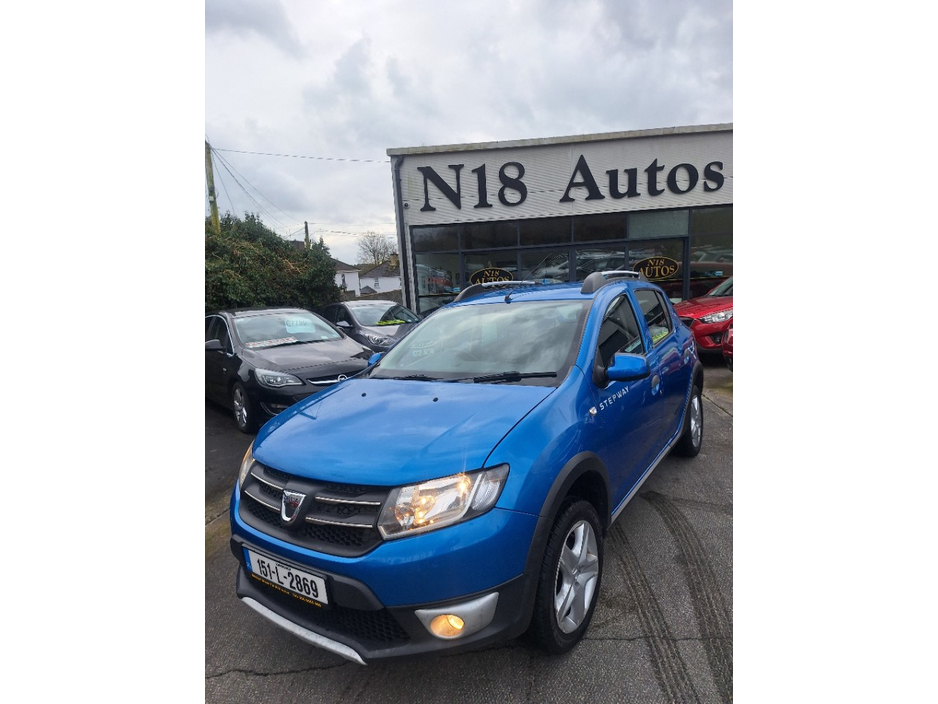 2015 Dacia Sandero - image 3