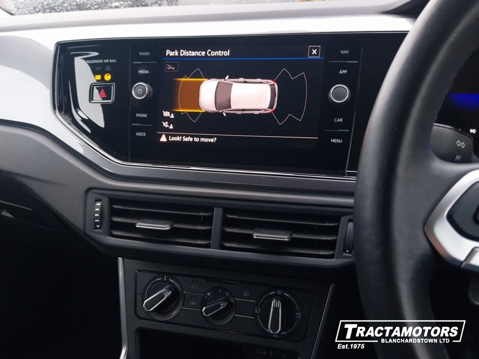 2024 Volkswagen Polo - image 18