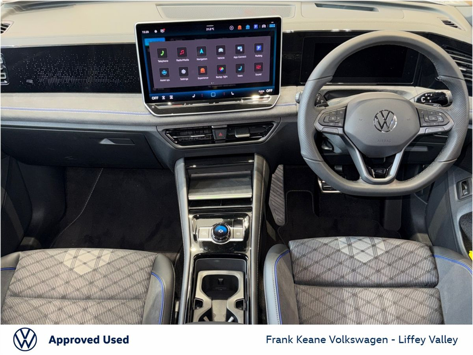 2026 Volkswagen Tiguan - image 2