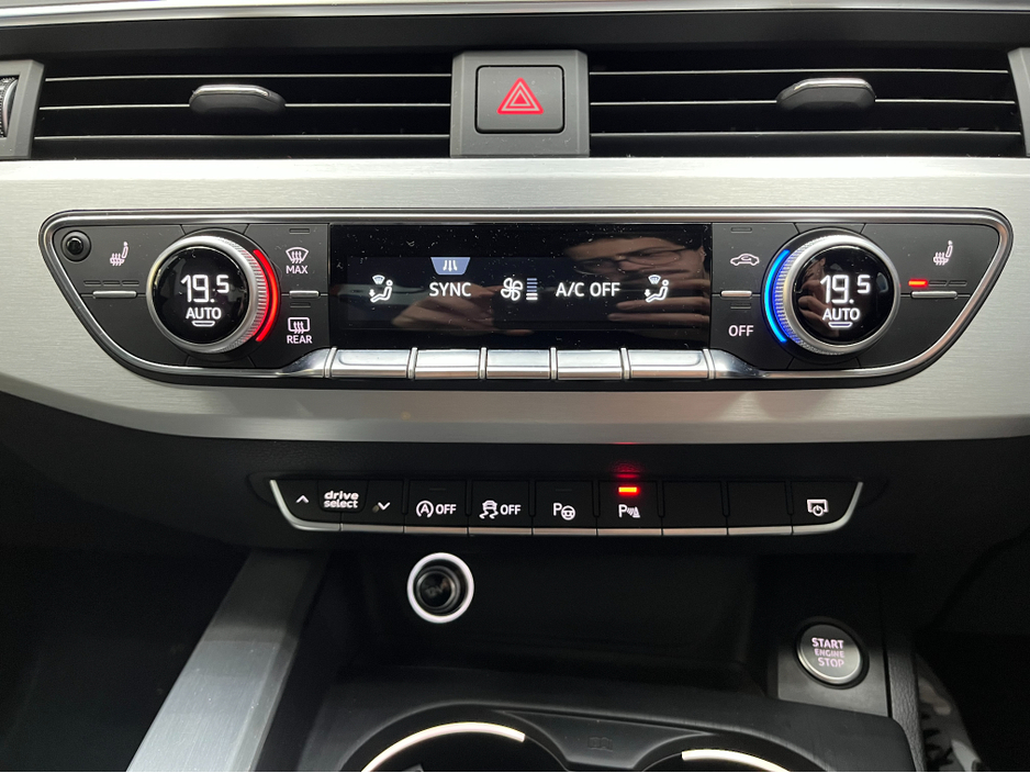 2018 Audi A4 - image 21