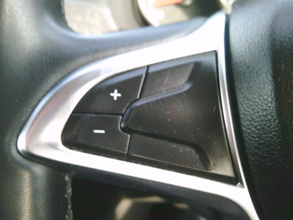 2018 Dacia Duster - image 18