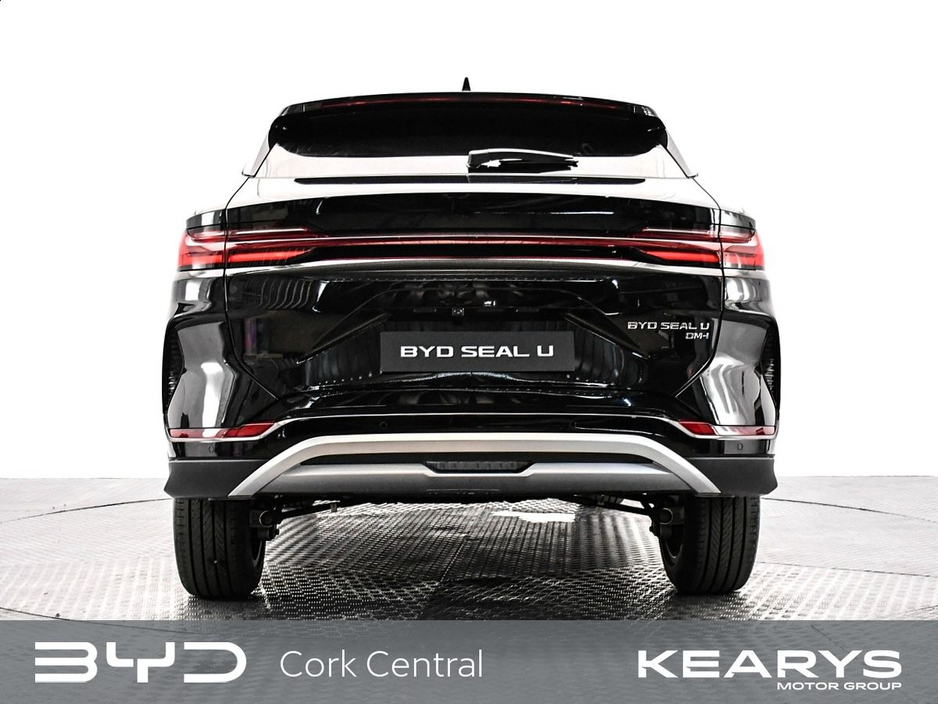 2025 BYD Seal U - image 2