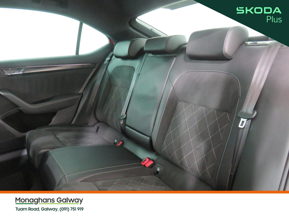 2024 Skoda Superb - image 28