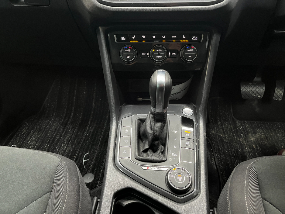 2018 Volkswagen Tiguan €23950! 2018 VOLKSWAGEN TIGUAN TDI 4MOTION HIGH LINE 2.0 AUTOMATIC / CRUISE CONTROL / 360° PARKING CAMERA / FRONT & REAR HEATED SEATS / PADDLE SHIFTERS €23,950