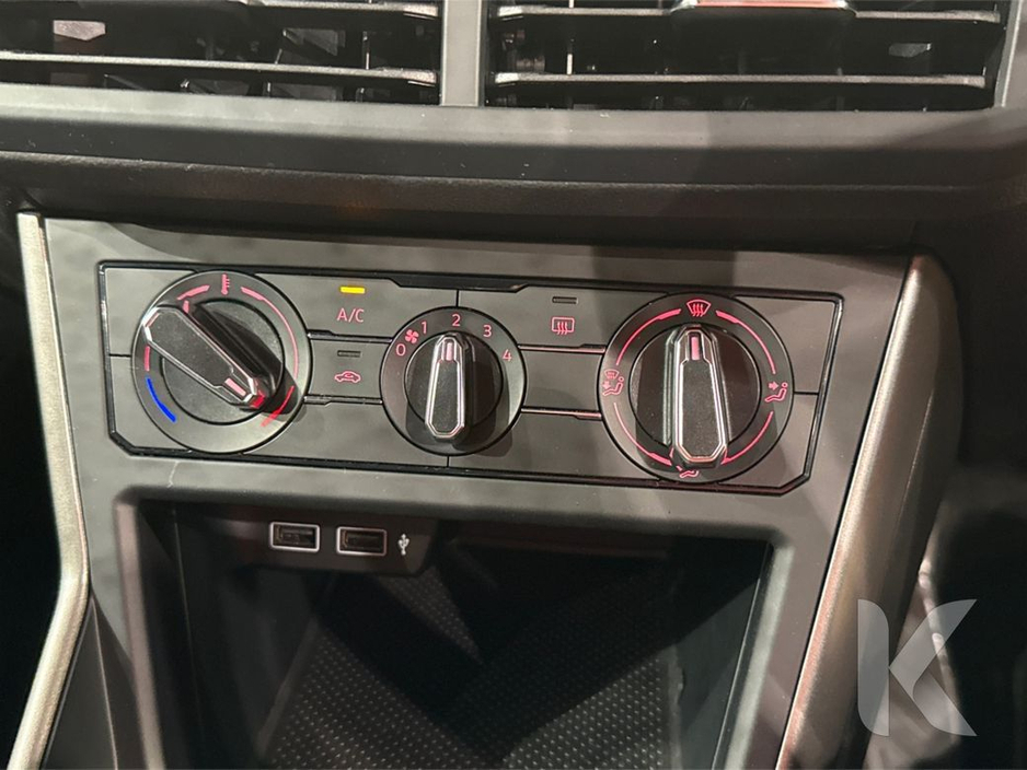 2018 Volkswagen Polo - image 20