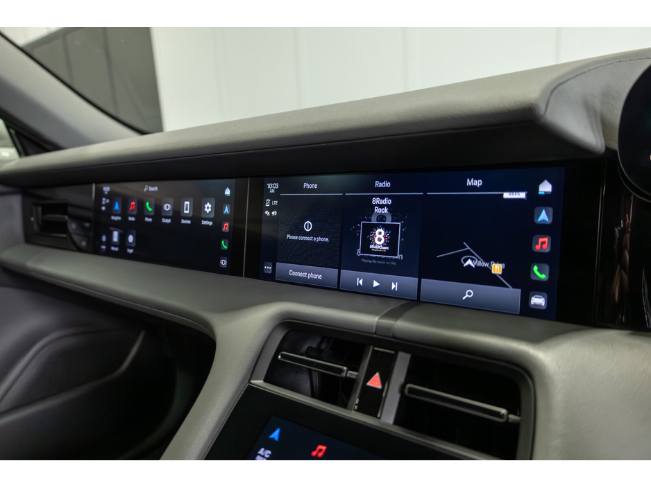 2023 Porsche Taycan - image 20