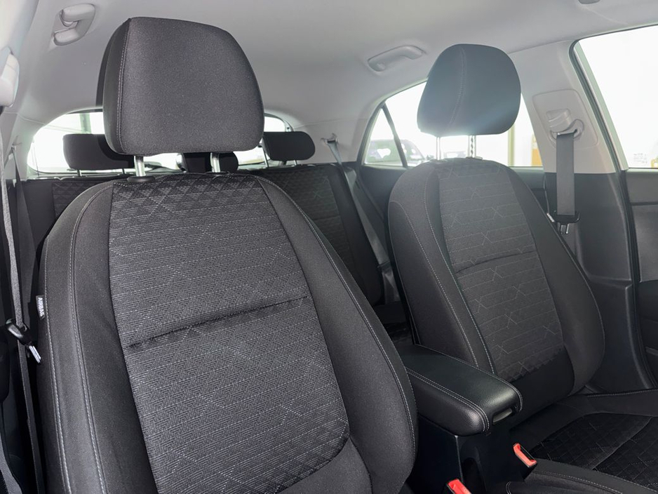 2018 Kia Rio - image 7