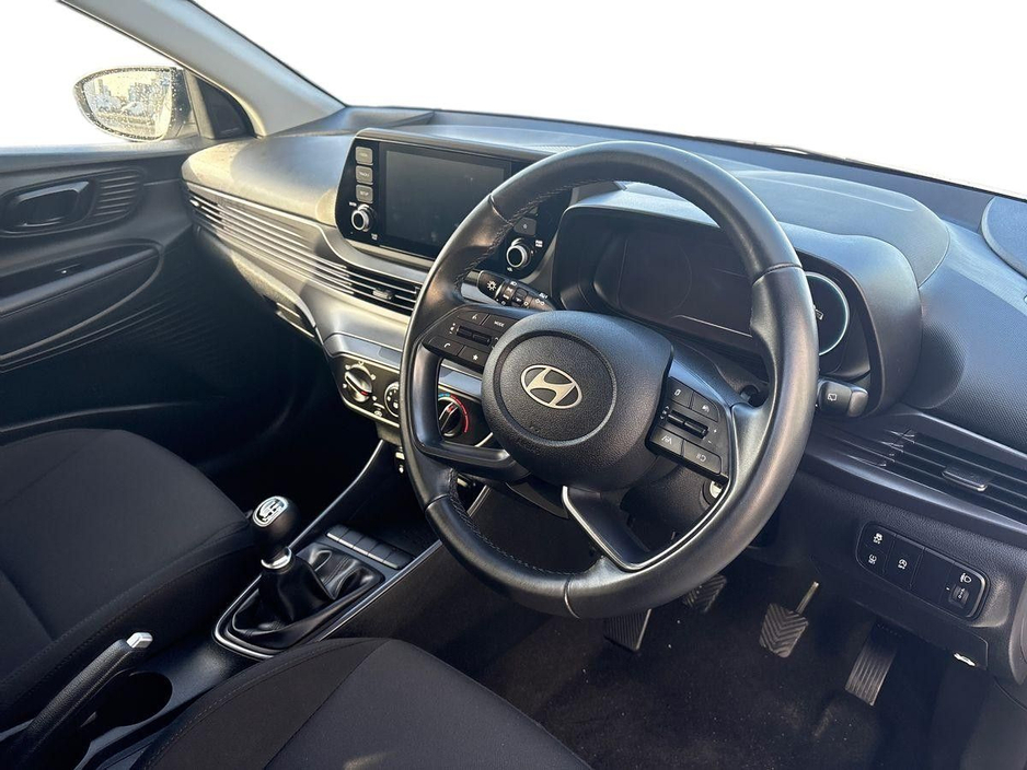 2024 Hyundai i20 - image 11