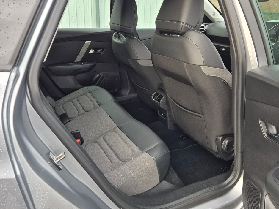 2022 Citroen C4 - image 7