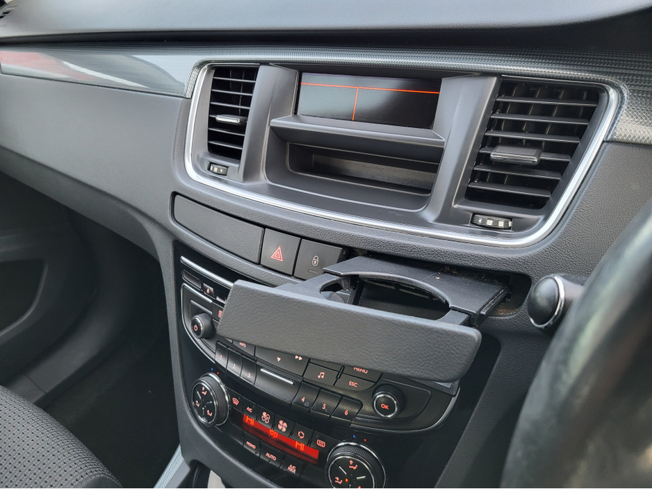 2012 Peugeot 508 - image 23