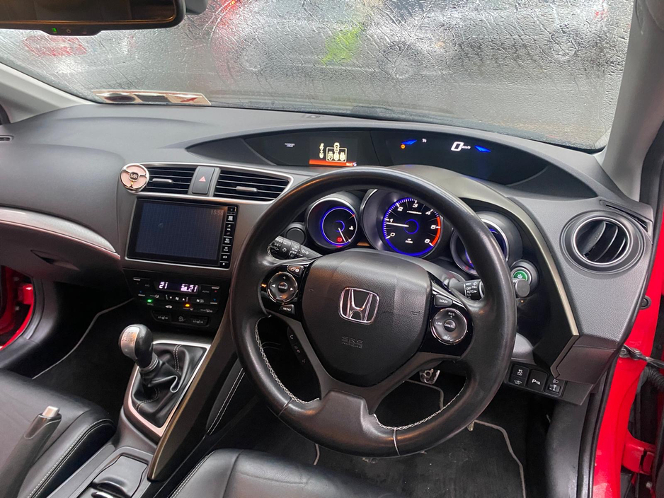 2015 Honda Civic 5DR 1.6 I-DTEC EXECUTIVE 4DR €9,995