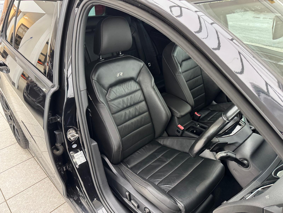 2014 Volkswagen Golf - image 13