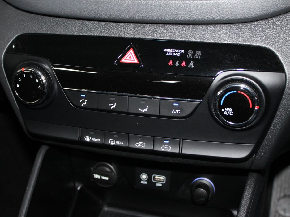 2017 Hyundai Tucson - image 18