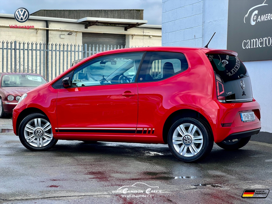 2017 Volkswagen up! - image 3