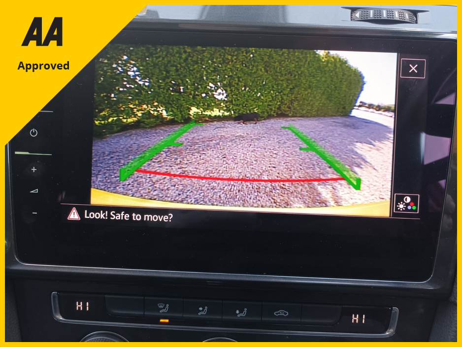 2017 Volkswagen Golf - image 10