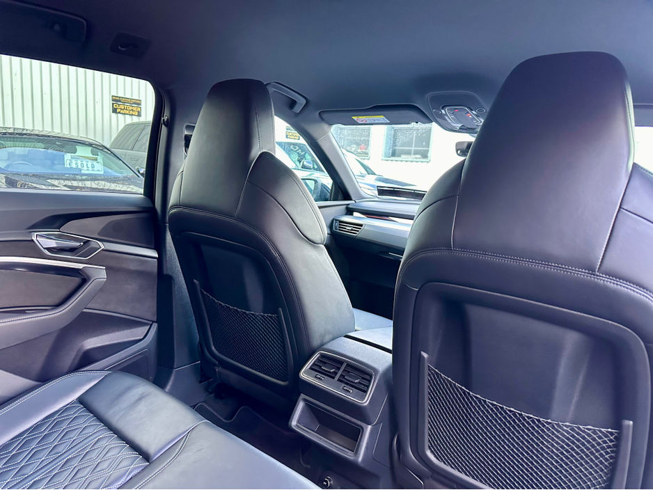 2022 Audi e-tron 55 300KW Q S LINE A €34,950