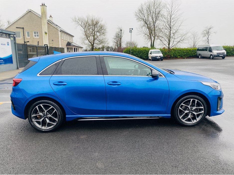 2021 Kia Ceed - image 4