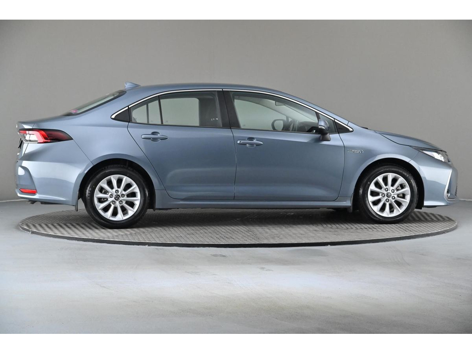 2020 Toyota Corolla - image 12