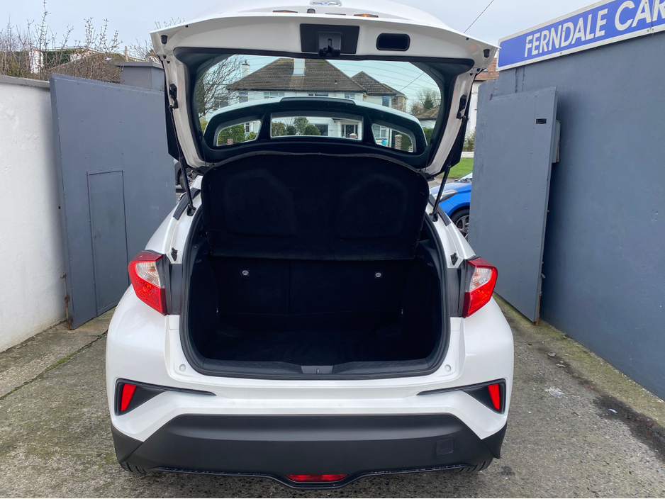 2017 Toyota C-HR 1.2T LUNA 5Dr FULL. BLACK LEATHER INTERIOR  Nct 1/27 €14,995