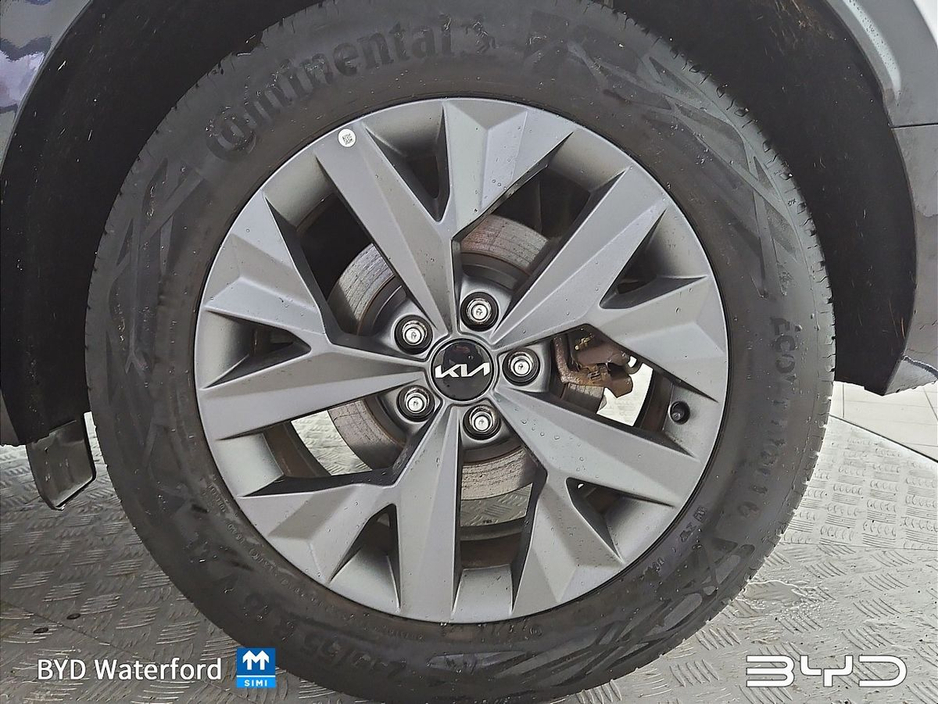 2024 Kia Sportage Anniversary Edition Hybrid. Cruise Control, Heated Seats, Heated Steering Wheel, Rear Charging Ports, Reversing Camera. €37,995