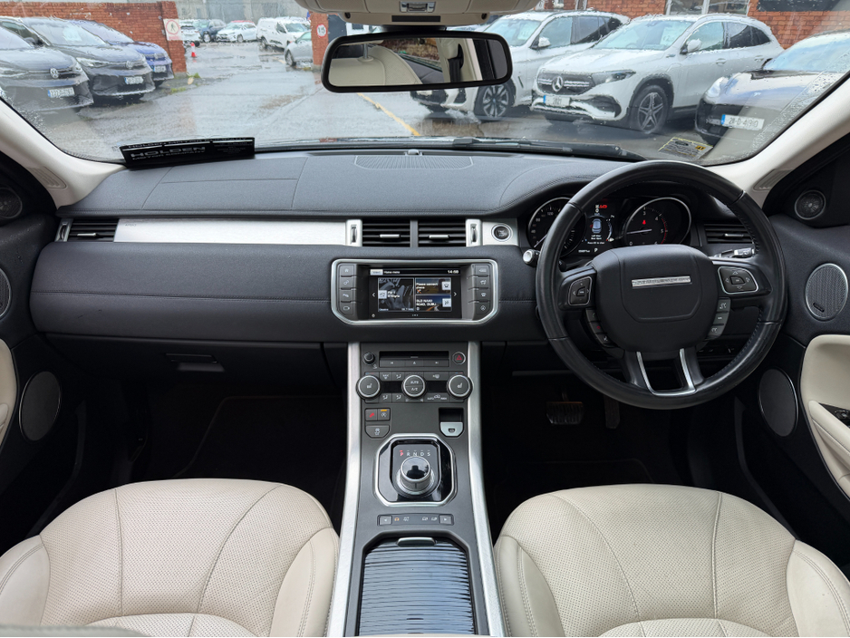 2017 Land Rover Range Rover Evoque PANORAMIC ROOF..CREAM LEATHER..2 KEYS €23,950