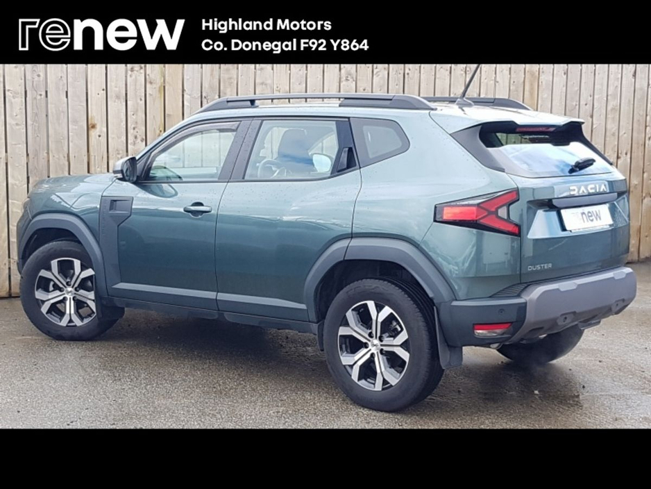 2025 Dacia Duster - image 3