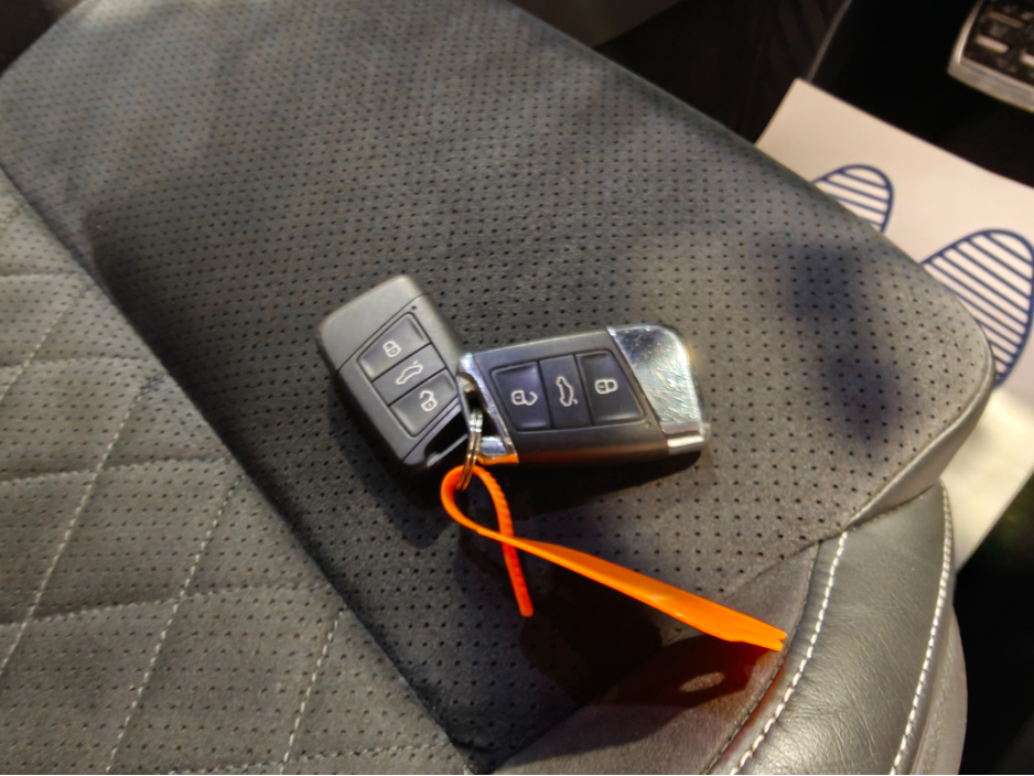 2018 Skoda Superb - image 23