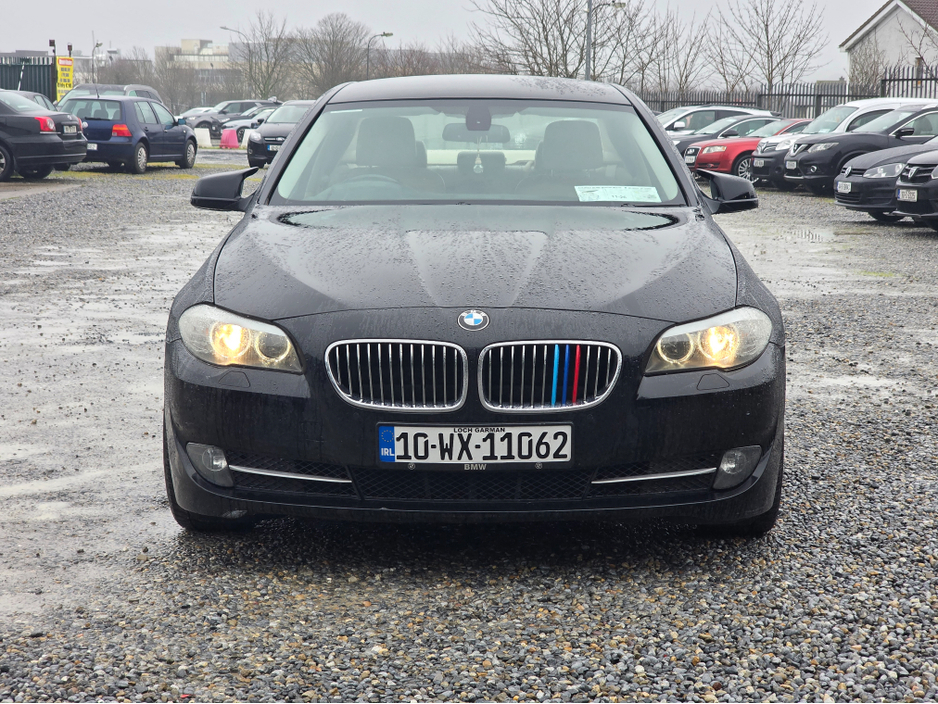 2010 BMW 5 Series - image 7