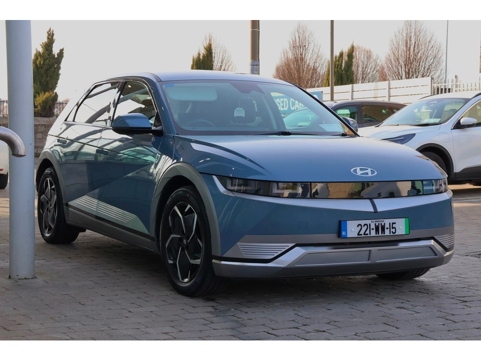 2022 Hyundai Ioniq - image 3
