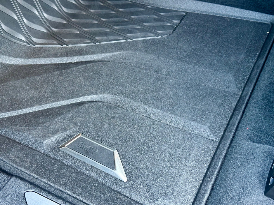 2026 BMW X5 - image 5