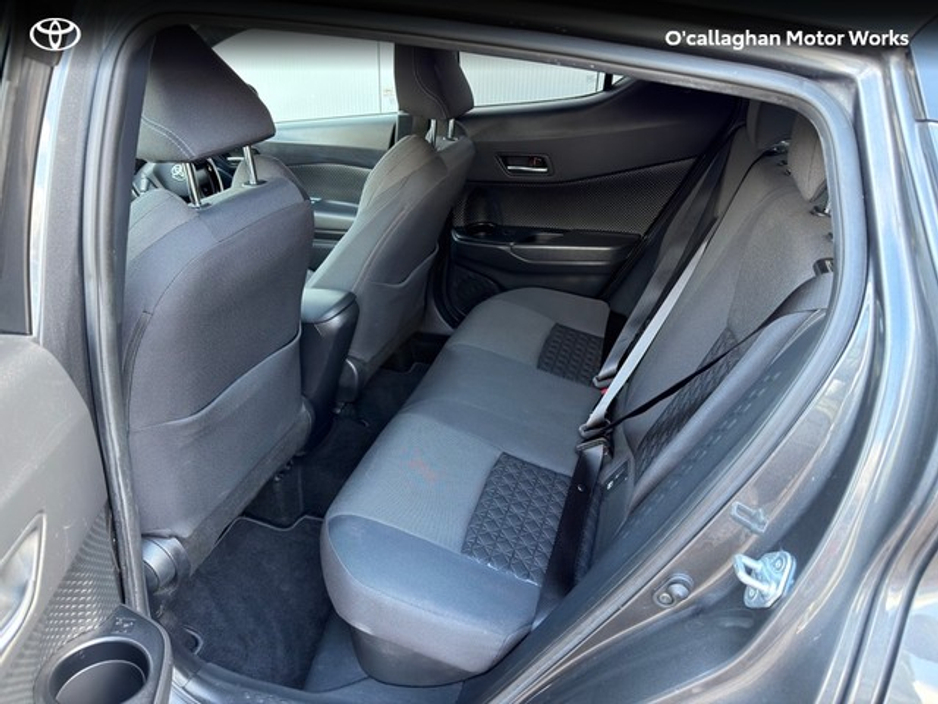 2021 Toyota C-HR - image 10