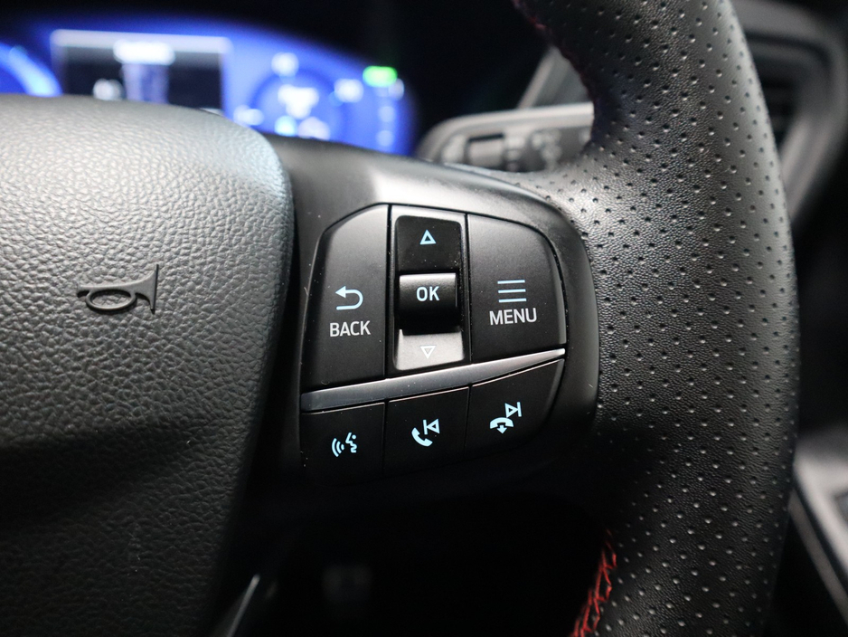 2023 Ford Kuga - image 17