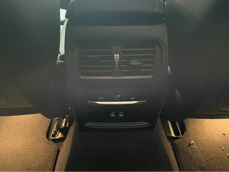 2022 BMW i4 - image 19