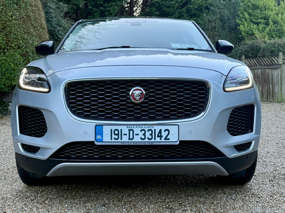 2019 Jaguar E-Pace - image 4